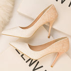 White Apricot / 37