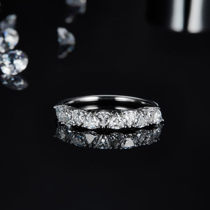 A Luxurious And Fashionable Light Luxury Jewelry Silver Ring Set With Top-quality Moissanite, S925 Silver Plated With Platinum