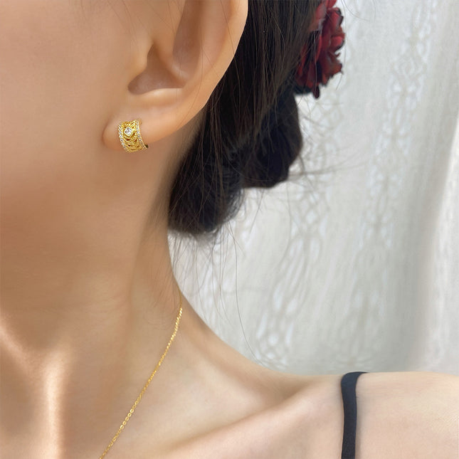 Brocade-Weave Filigree Stud Earrings S925 Sterling Silver Light Luxury High-End Diamond-Inlaid Sand Gold