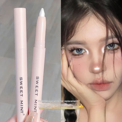 Crouching Silkworm Eyeliner Pen Grimeringsverhelderder