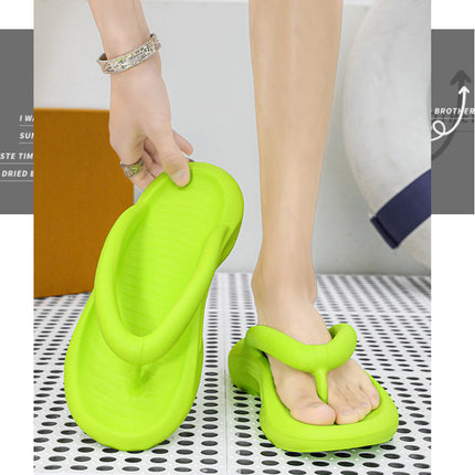 Flip Flops Men's Large Size Outdoor Beach Slip-on Couple Slippers