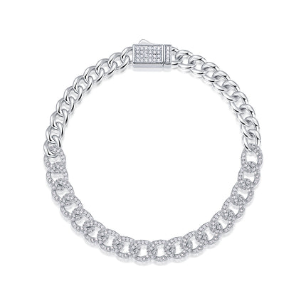 Hierdie luukse en modieuse ligte luukse juweliersware silwer armband is gemaak van S925 silwer geëlektroplateer met platinum en is toegerus met topgehalte moissanite.