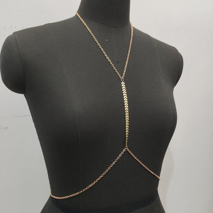Lente- en Herfs-langmou-trui saam met 'n lyfketting