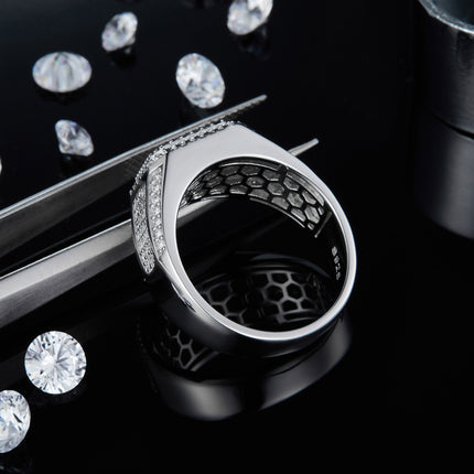 Men's Luxury And Fashionable Light Luxury Jewelry Silver Ring S925 Silver-plated Platinum Set With Top-quality Moissanite
