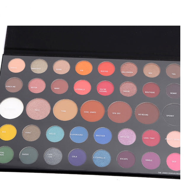 39-kleur Tati Beauty oogskadubak