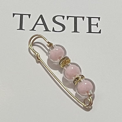 Vrouebroek met Vaste Middellyf Brooch-bykomstigheid