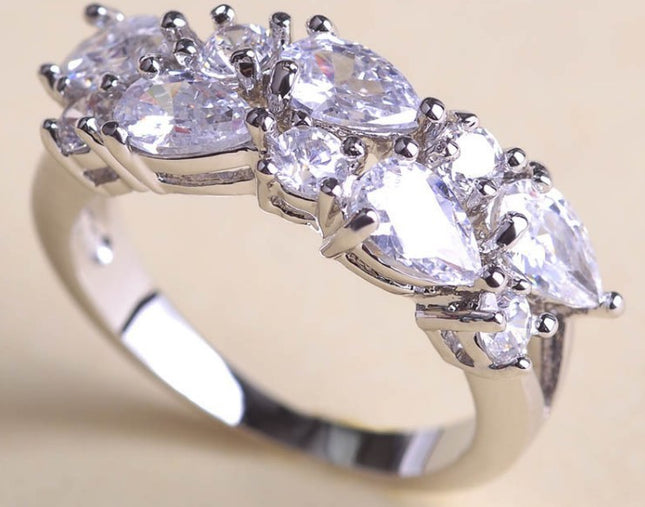 European And American Luxury Stylish Water Drop Color Zircon Ring