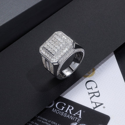 Mans se Letter H Stel Met Topgehalte Moissanite Luukse En Modieuse Lig Luukse Juweliersware Silwer Ring S925 Versilwerde Platinum