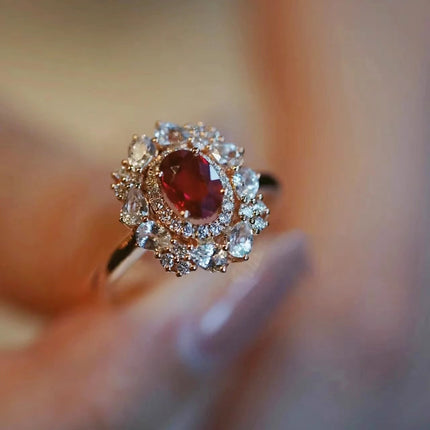 Retro Royal-style Ring With A Sophisticated, High-end Vibe