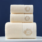 Plat Raam Beige / 1 Badhanddoek En 2 Handdoeke