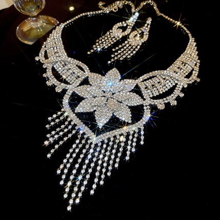 Diamantblom Kwassie-ketting Ligte Luukse Hoëgraadse Truiketting