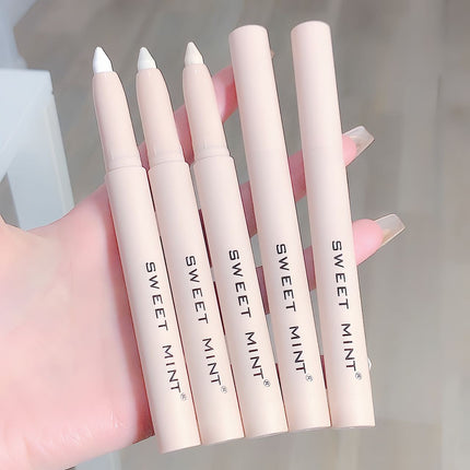 Crouching Silkworm Eyeliner Pen Grimeringsverhelderder
