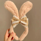 Rabbit Ears Bow Camel