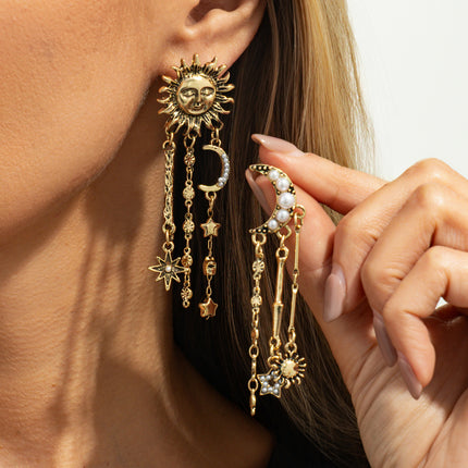 Franse Retro Hol Blompatroon Wyser Modieuse Geometriese Diamantbesaaide Lang Kwast-Oorbelle