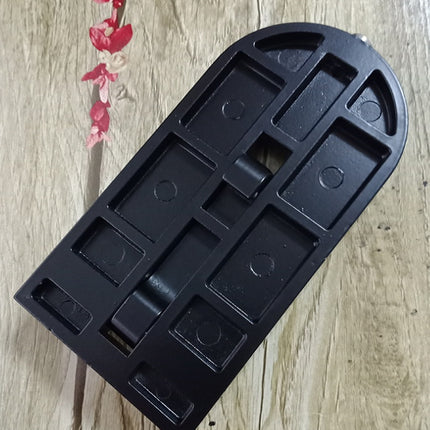 Car assist pedal Easy to operate on the roof work door hook roof pedal