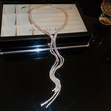 Diamantblom Kwassie-ketting Ligte Luukse Hoëgraadse Truiketting