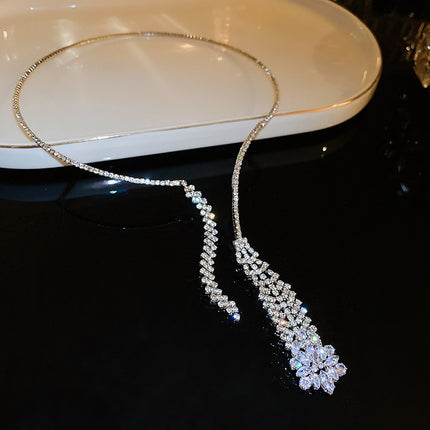Diamantblom Kwassie-ketting Ligte Luukse Hoëgraadse Truiketting