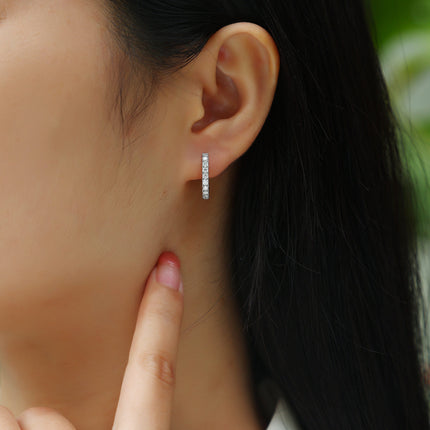 Modern Guide - Premium Moissanite Luxury Fashion Light Luxury Jewelry Silver Stud Earrings S925 Silver Plated Platinum