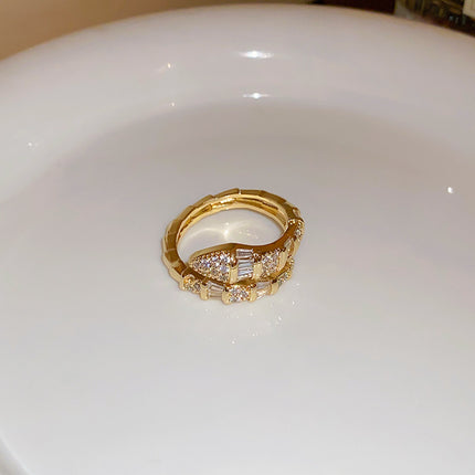 Real Gold Electroplated Diamond Flower Pattern Retro Temperament Index Finger Ring