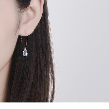 Women's Moonstone Gradient Lengthened Short Earrings