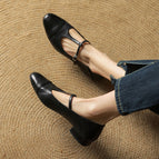 Black / 33