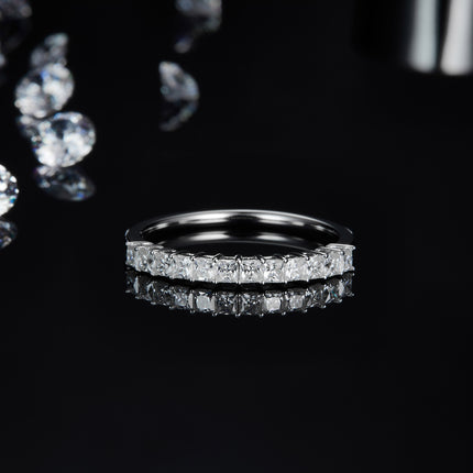 A Luxurious And Fashionable Light Luxury Jewelry Silver Ring Set With Top-quality Moissanite, S925 Silver Plated With Platinum