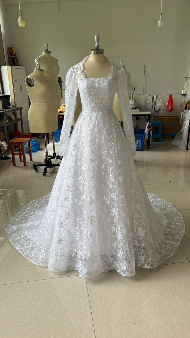 Embroidered Long Sleeve Trailing Wedding Dress