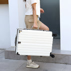 Ivory White / 20 Inches