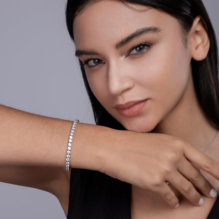 0.3-karaat Luukse en Modieuse Ligluukse Tendens Juweliersware Silwer Armband Versier met Topgehalte Moissanite, S925 Silwer Geëlektroplateerde Platinum