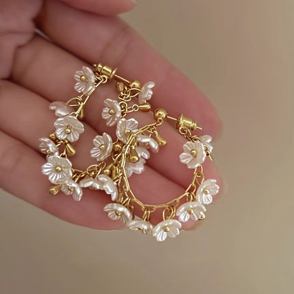 Dramatiese Strand-styl Blomkwassie-oorbelle