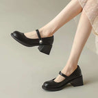 Black / 35
