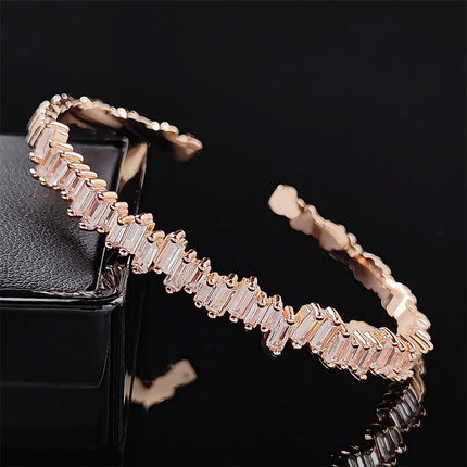 Zircon Women's Simple And Stylish Personality Bracelet