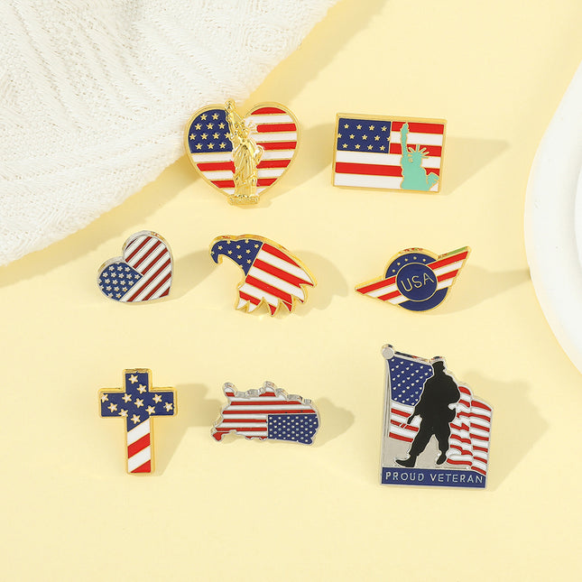 American Flag Series Gold M Badge Independence Day Alloy Brooch