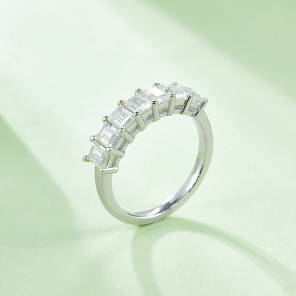 A Luxurious And Fashionable Light Luxury Jewelry Silver Ring Set With Top-quality Moissanite, S925 Silver Plated With Platinum