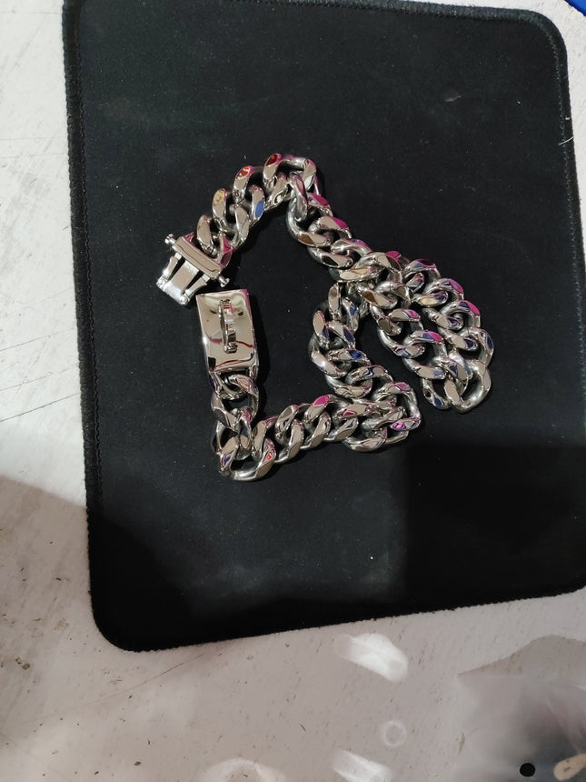 Medium And Large Dog Dog Leash Stainless Steel Dog Collar Collar Anti-Bite Plus Thick Neck Collar Medium And Large Dog Bully Kaslow