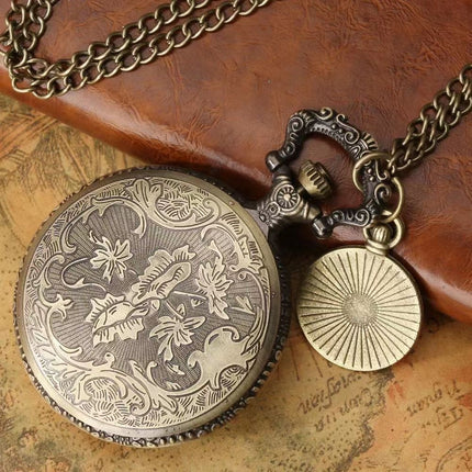 Embossed Lace British Style Pocket Watch