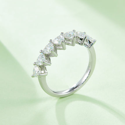 A Luxurious And Fashionable Light Luxury Jewelry Silver Ring Set With Top-quality Moissanite, S925 Silver Plated With Platinum