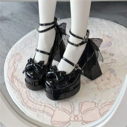 Women's One-strap Silver Single-layer Shoes