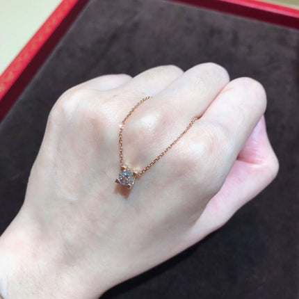 Eenvoudige Vierklou Enkel Diamant Hanger Vroulike Temperament Titaanstaal Halssnoer