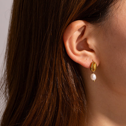 Women's 18K Gold Color-free Pearl Eardrops Stud Earrings