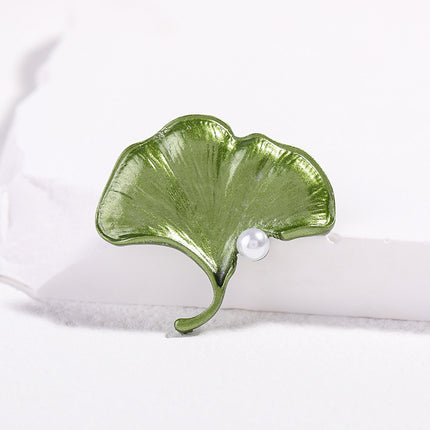 Creative All-match Green Plant Flower Pearl Brooch