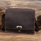 Dark brown / Horizontal