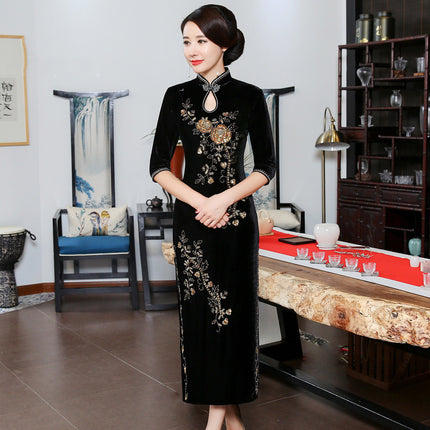 Golden Velvet Retro-improved Beaded Long High-grade Cheongsam