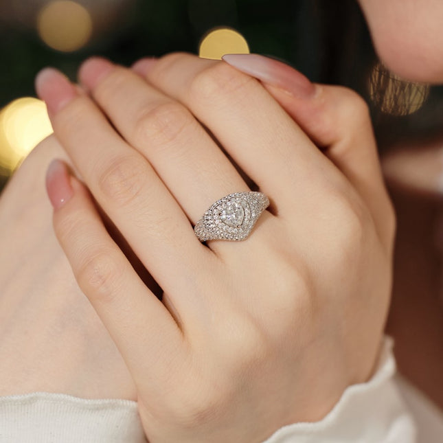 Wedding Style S925 Sterling Silver Ring Female Delicate Heart Full Zirconium Inlaid Holiday Ring