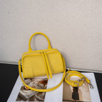 Chick Yellow / 22X9X15cm