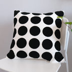 Polka dot towel embroidery on / 45x45cm with pillow core