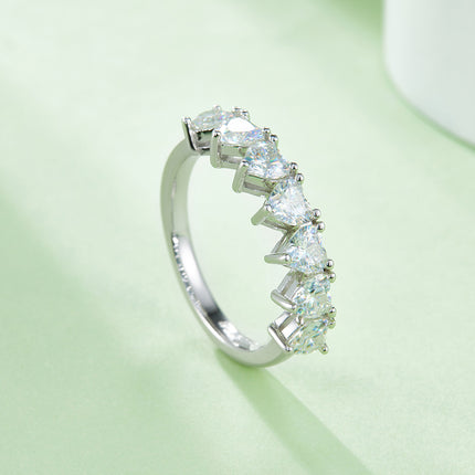 A Luxurious And Fashionable Light Luxury Jewelry Silver Ring Set With Top-quality Moissanite, S925 Silver Plated With Platinum