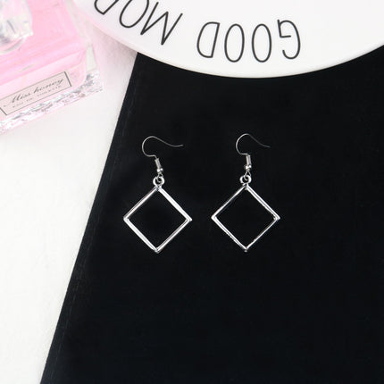 All-matching Hollow Five-pointed Star Chain Stud Earrings Simple Ladies