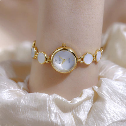 Ouer Armband Met Aurora-agtige Natuurlike Skulp Waterdig