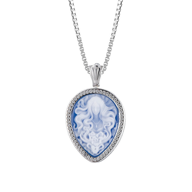 Silver Drop-shaped Cameo Stylish Pendant